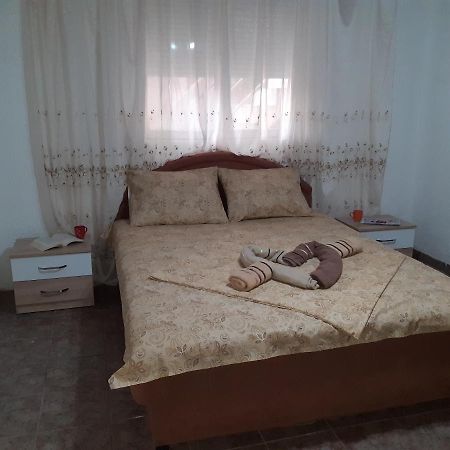 Studio-Apartman Milena 2 Подгорица Экстерьер фото